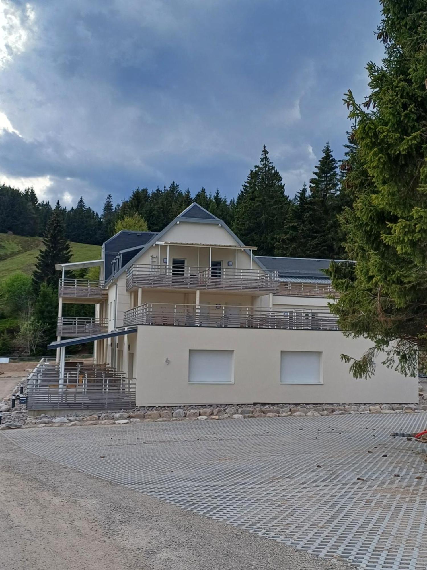 Agreable 3 Pieces Au Lac Blanc Орбе Екстер'єр фото